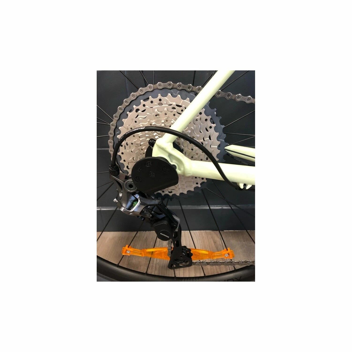 Vélo De Gravel Felt FELT BREED 30 - SHIMANO GRX 11V 700 MM - VERT SATIN - 54 - 700c 6 Vélo De Gravel Felt FELT BREED 30 - SHIMANO GRX 11V 700 MM - VERT SATIN - 54 - 700c – Image 6