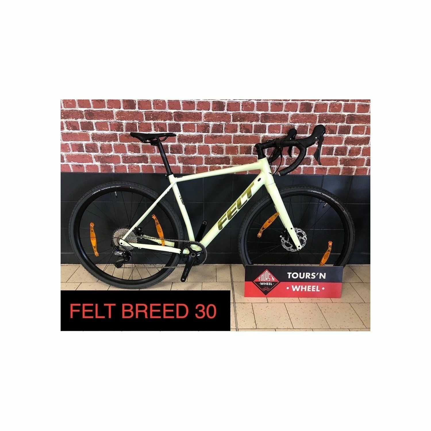Vélo De Gravel Felt FELT BREED 30 - SHIMANO GRX 11V 700 MM - VERT SATIN - 54 - 700c 1 Vélo De Gravel Felt FELT BREED 30 - SHIMANO GRX 11V 700 MM - VERT SATIN - 54 - 700c