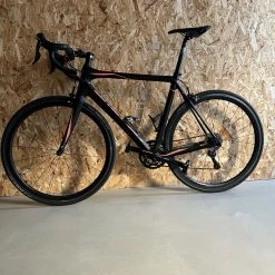 Vélo De Course Ridley - 54 - 28" 9 Vélo De Course Ridley - 54 - 28" -Vélos de route électriques soldes magasin ridley fenix carbon ultegra ruedas progress nitro carbon 3