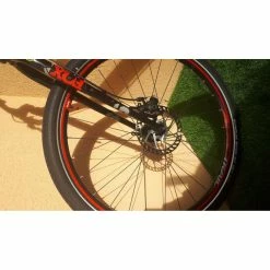 Vélo Urbain Rockrider 9 Vélo Urbain Rockrider -Vélos de route électriques soldes magasin velo 275 single speed noir et rouge 3